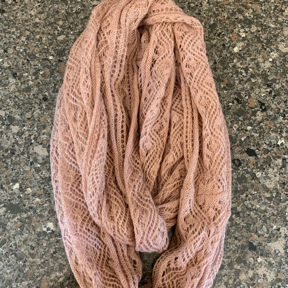 Infinity scarf